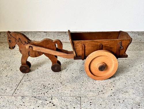 Altes holzspielzeug - altes,