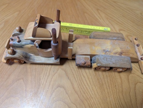 Handgefertigtes holzmodell - handgefertigtes,