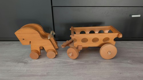 Schönes holzspielzeug pferd - schönes,