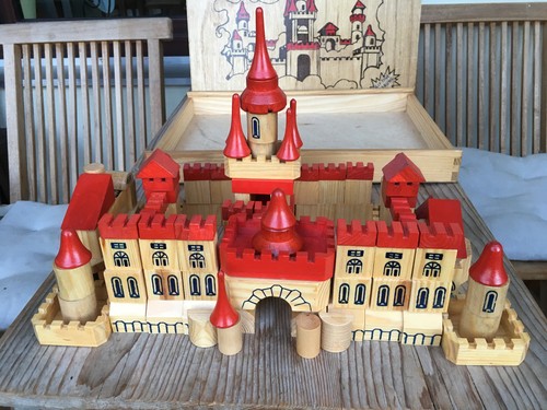 Schlossbaukasten holzspielzeug - schlossbaukasten,