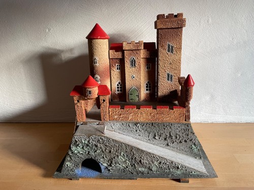 Alte ritterburg aus holz - ritterburg,